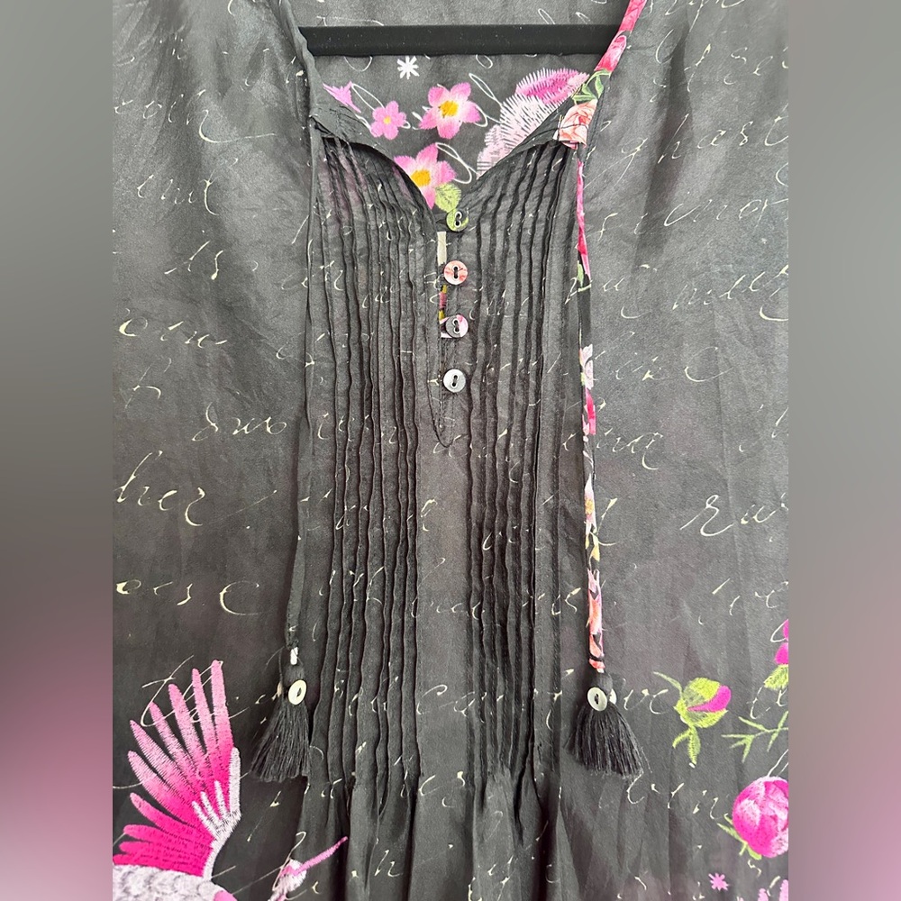Johnny Was Nerissa 100% Silk Tunic Flower Longhorn Skull Blouse Size S, but big - Picture 5 of 9
